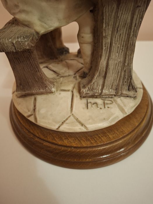 Giuseppe Armani – figurka „Uczeń przy ławce” 25,5 cm