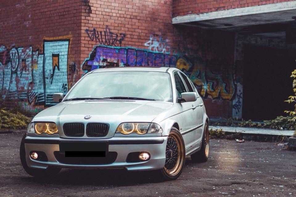 Parachoques Frontal BMW E46 Look M (Inclui Grelhas e Frisos) & Farois Nevoeiro