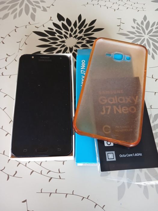 Samsung Galaxy J7 Neo