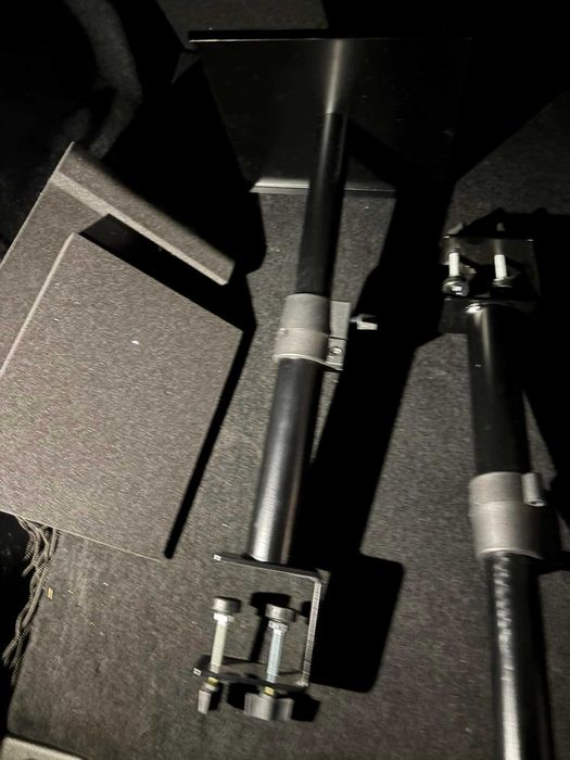 2x Statyw na monitor studyjny / głośnik + pianki pod monitory