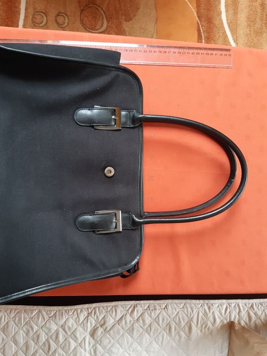 Torebka na laptopa Intel, czarna, biurowa, elegancka