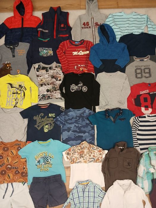 30szt. dla chłopca rozmiar 104cm, kurtka przejściowa, bezrękawnik