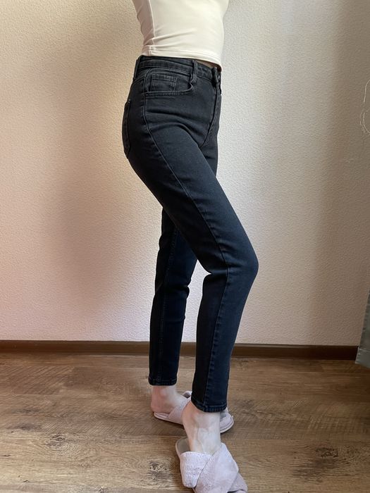 Джинси жіночі розмір s