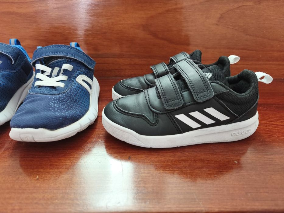2 pares de sapatilhas t.25