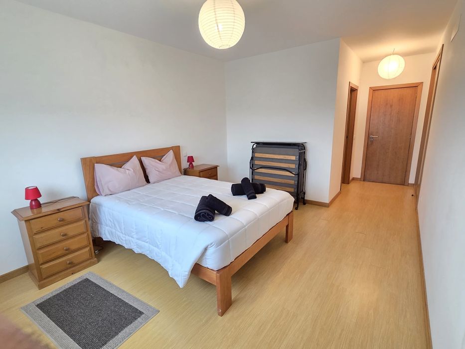 Apartamento T2  1⁰and condominio fechado