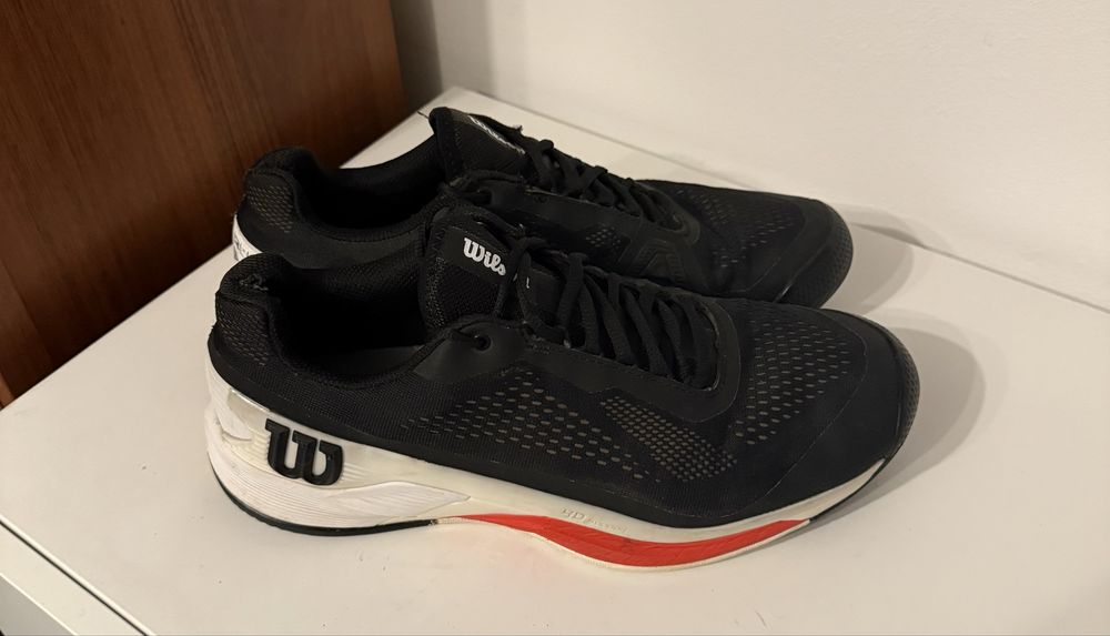 Buty do tenisa firmy Wilson rozmiar 44