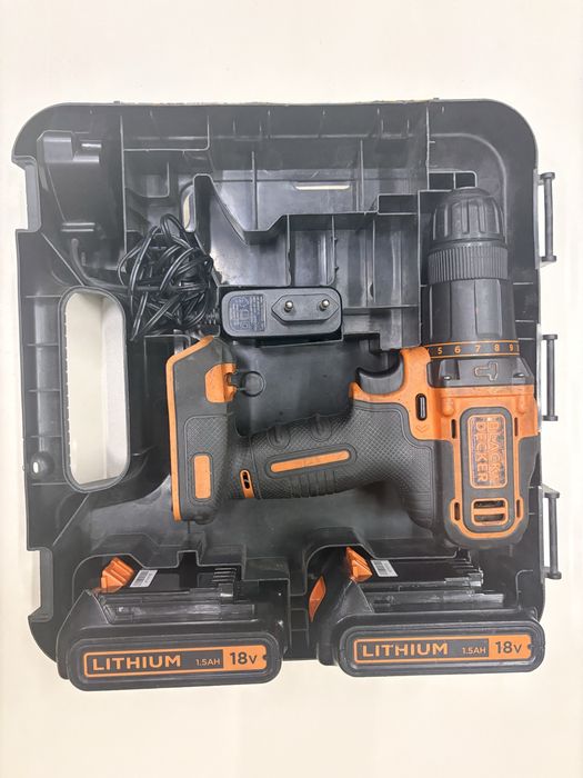 Wkrętarka i piła szablasta - zestaw Black&Decker
