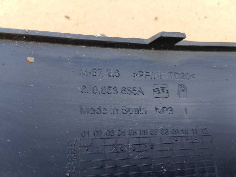 Ibiza IV 6J  zaslepka zderzaka halogen 6J0853665A