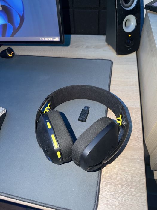 Навушники Logitech G435