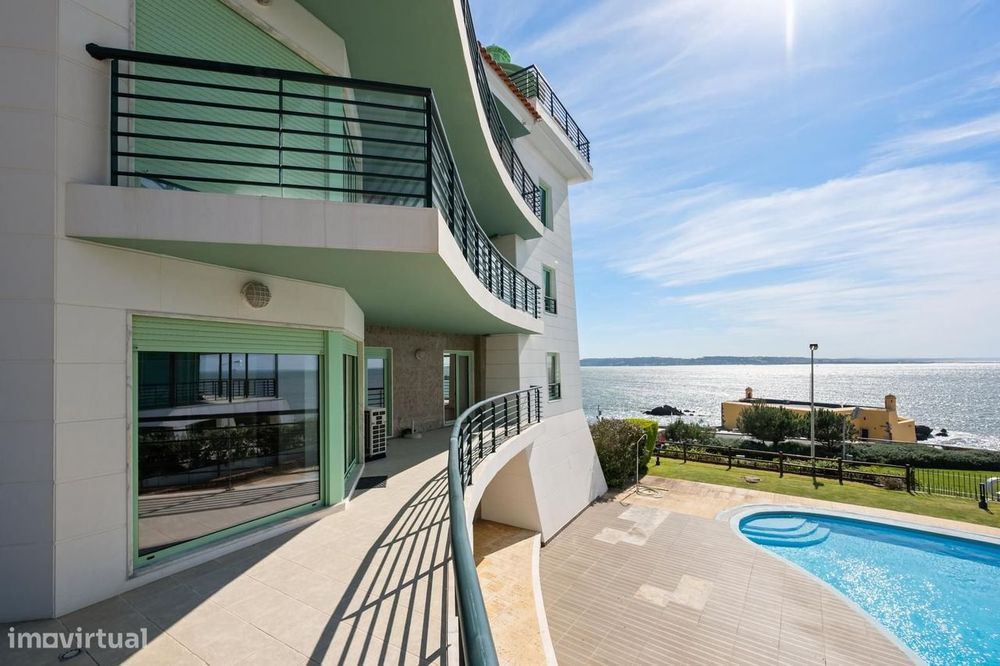 Apartamento T3 com jardim, Paço de Arcos, Oeiras
