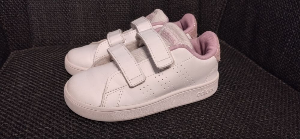 Adidas  butki -dziewczynka
