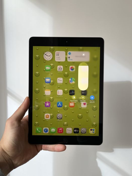iPad 8 32 GB ІДЕАЛ 98% акум айпад 8 32 гб планшет Apple