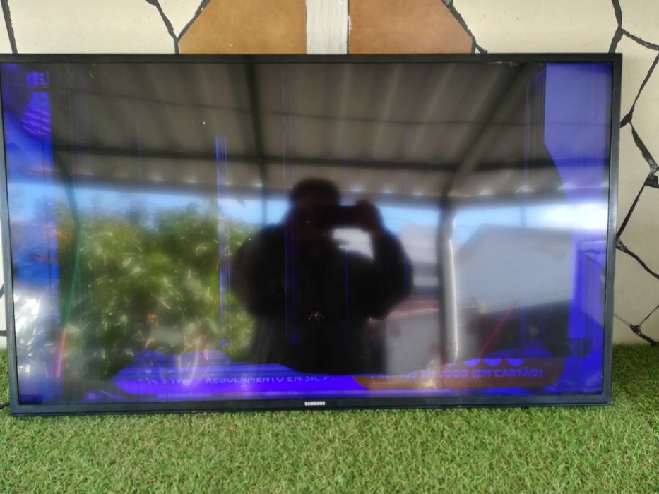 Samsung UE40MU6125K