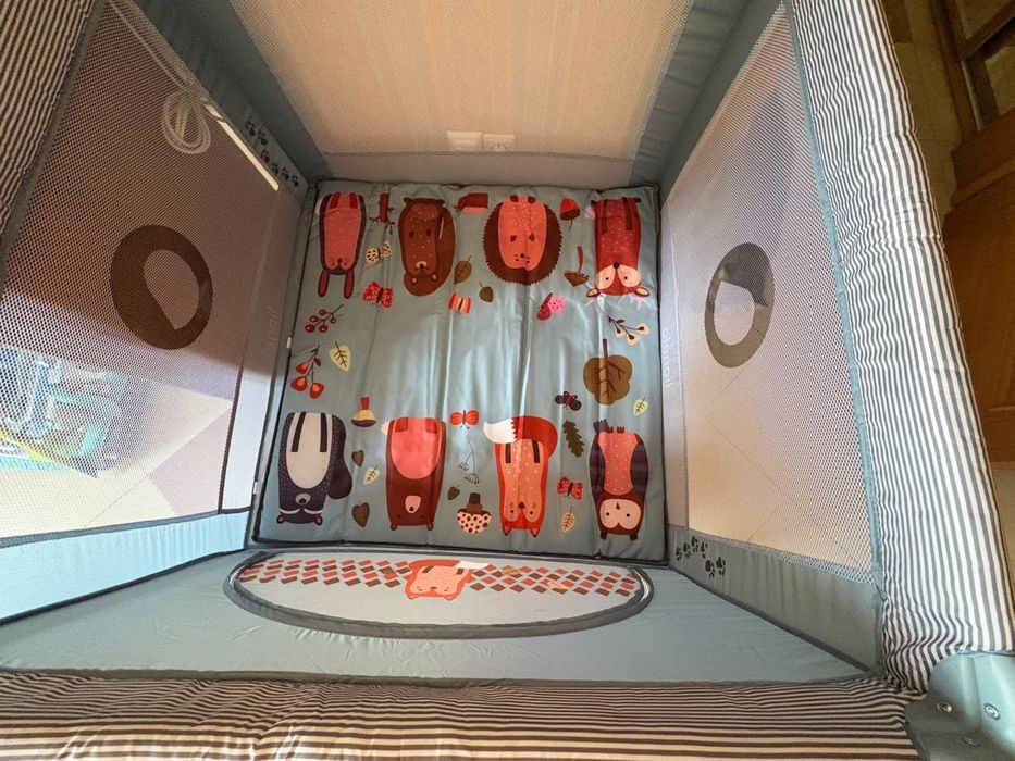 Продам манеж Lionelo