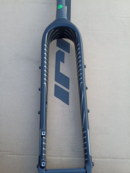Nowy widelec karbon Gravel Flatmount sztywna os Promcoja Fuji Merida