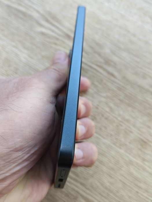 Продам Poco X7 Pro