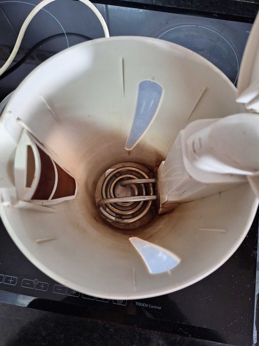 Cafeteira elétrica para peças