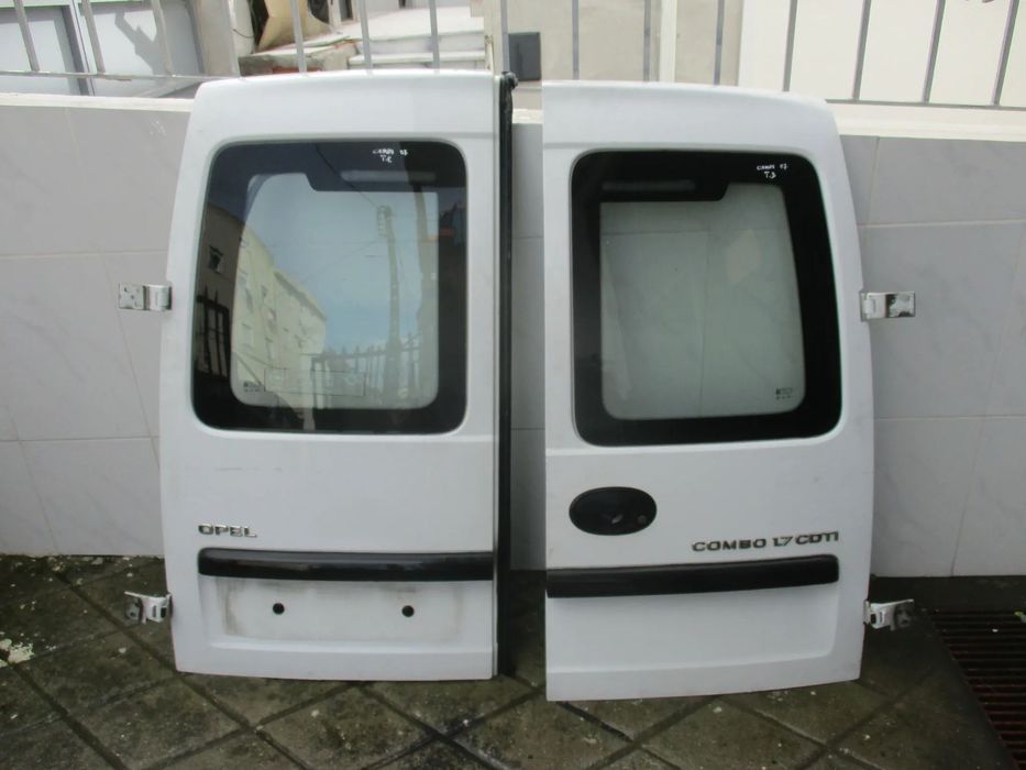 porta traseira opel combo 2007