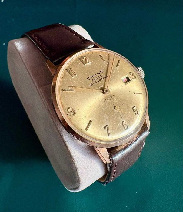 Relógio Vintage Cauny Swiss “Calendario”