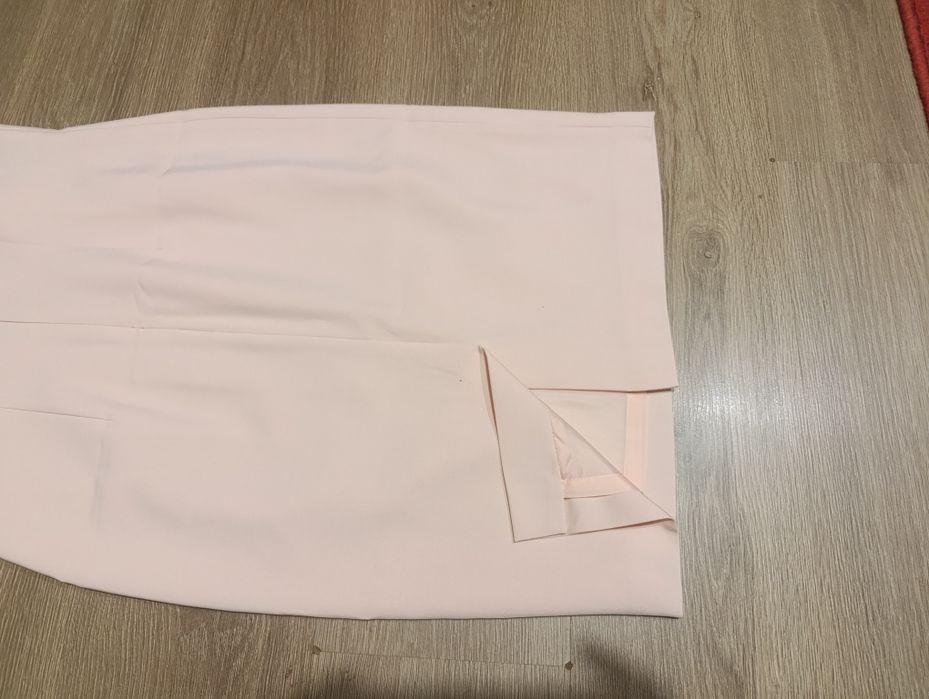 Акція!!!Рожева нова сукня,гарної якості.