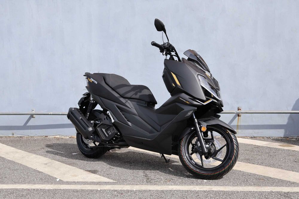 Zontes 125X NOVA