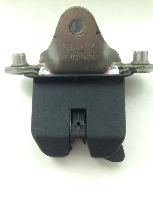 Замок крышки багажника (двери 3/5-й задней) 1Z5827501D VAG