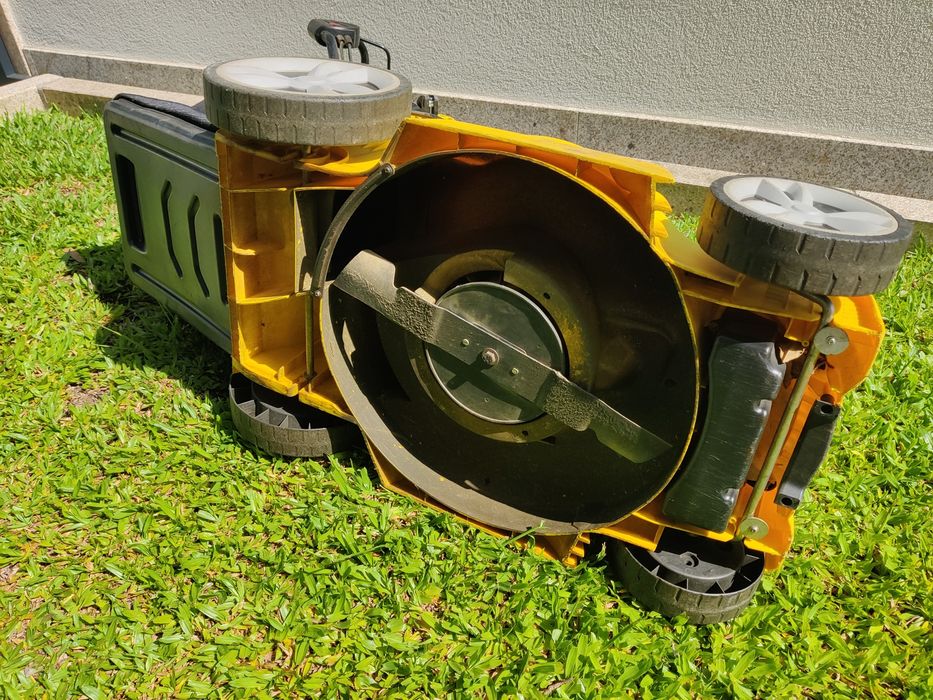 Corta relva Garland grass 500e 1800w com avaria