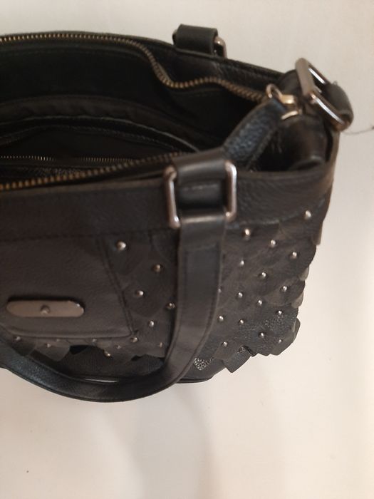 Кожаная женская сумка  DIVENCHY франция