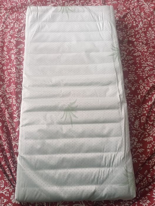 Матрас в дитяче ліжечко