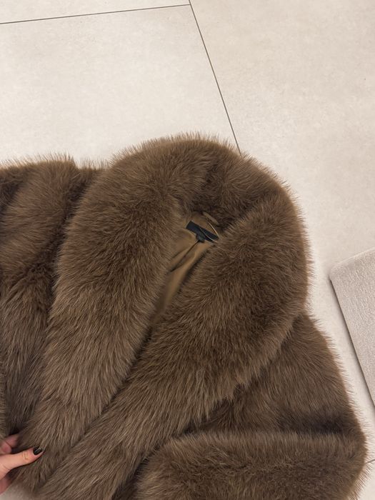 Шуба від бренду Zara S