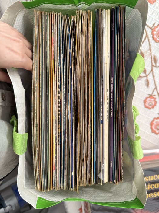 Lote de 54 discos de vinil LP (12”) várias edições e géneros musicais