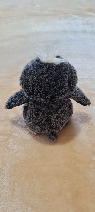Vários peluches pequenos