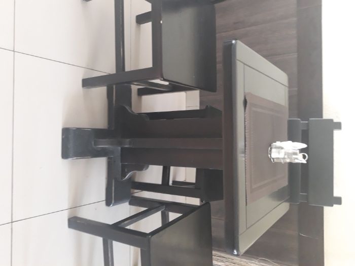 Продам Стол стулья деревянные