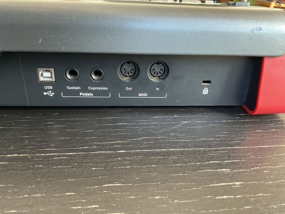 Teclado Midi Novation Impulse 25