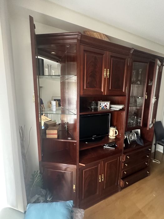 Movél de sala em madeira cerejeira em 3 módelos