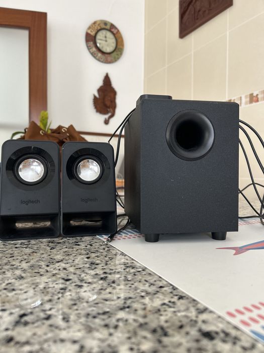 Colunas e subwoofer Logitec