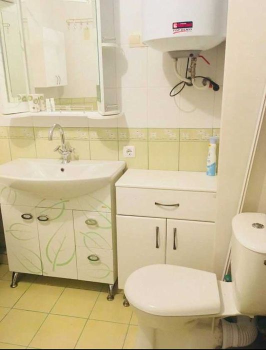 Продам квартиру 54м новый дом, ремонт проспект Небесной Сотни. Сити Центр.