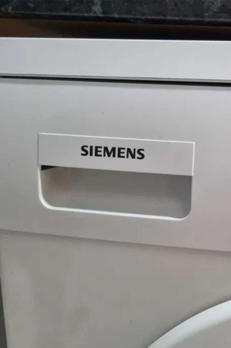 Máquina de lavar rouia