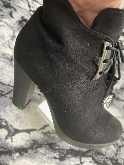 Ботинки женские