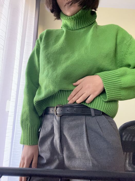 Зелений светр з гольфом H&M