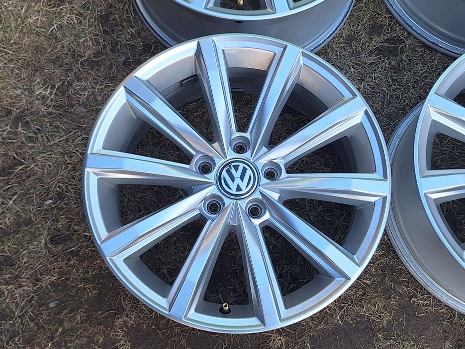 Литі диски R17 VW Golf 7 8 Tiguan Passat B8 Alltrack