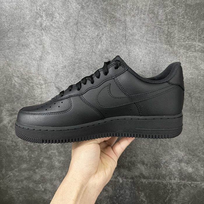Buty Nike Air Force 1 Low Supreme Czarny R.43