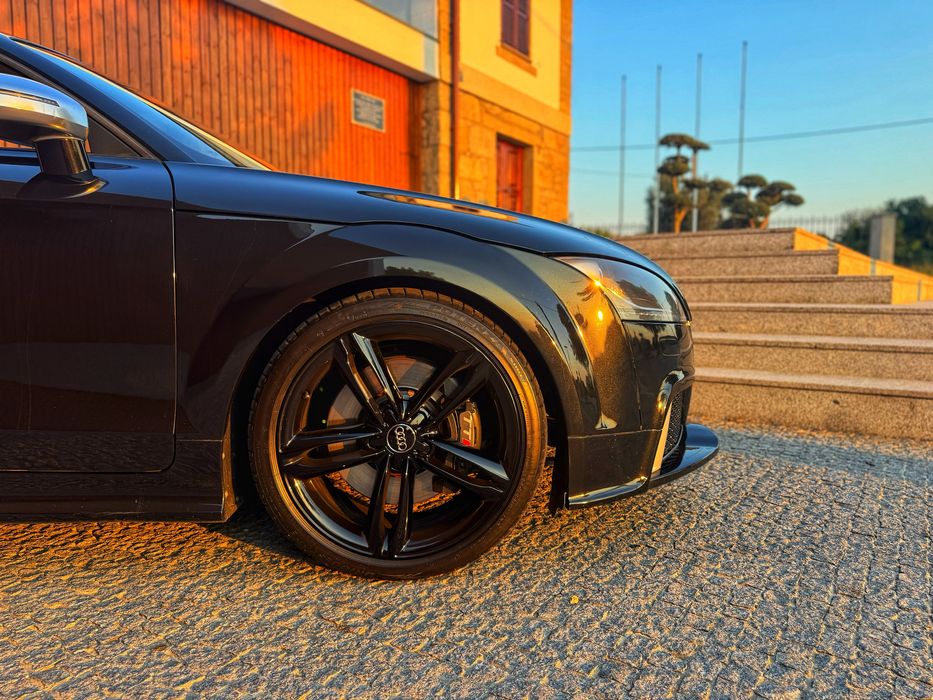 Audi TTS Roadster 2.0 TFSI Quattro 272cv - Desde 309€ Mês