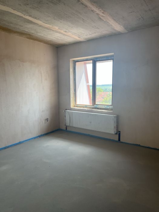 Продам 2-х кімнатну квартиру р-н. Ботанічного саду.