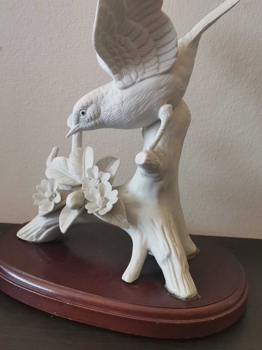 Figurka ceramiczna - Ptaszek na gałęzi - Vintage