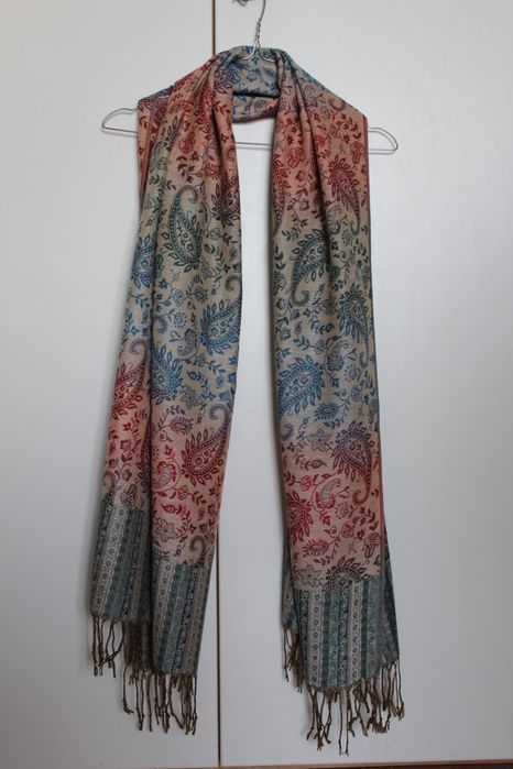 Pashmina colorida nova