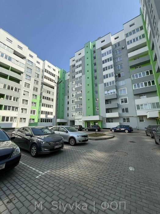 Продаж 2 кімнатної квартири + кухня-студія по вулиці Тракт Глинянський