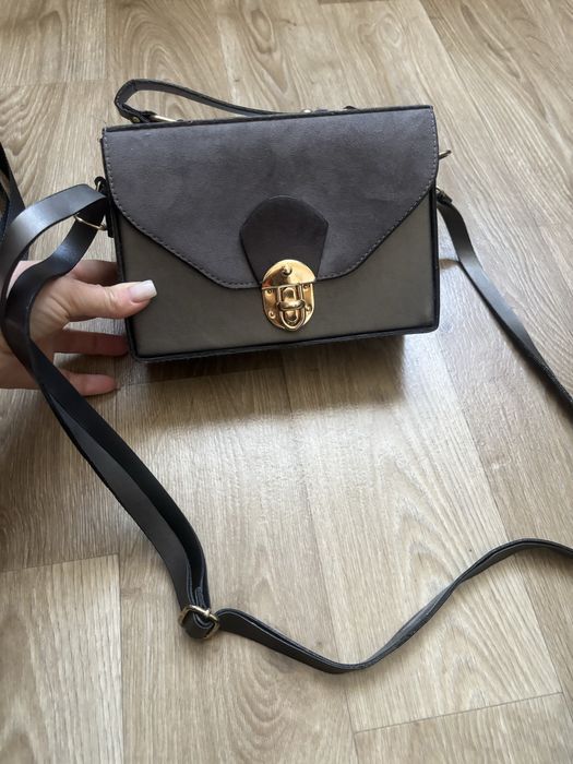 Продам жіночі сумочки