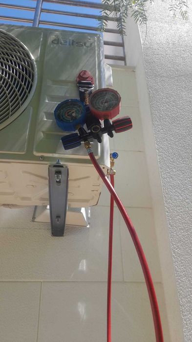Técnico e serviço do ar condicionado no Algarve