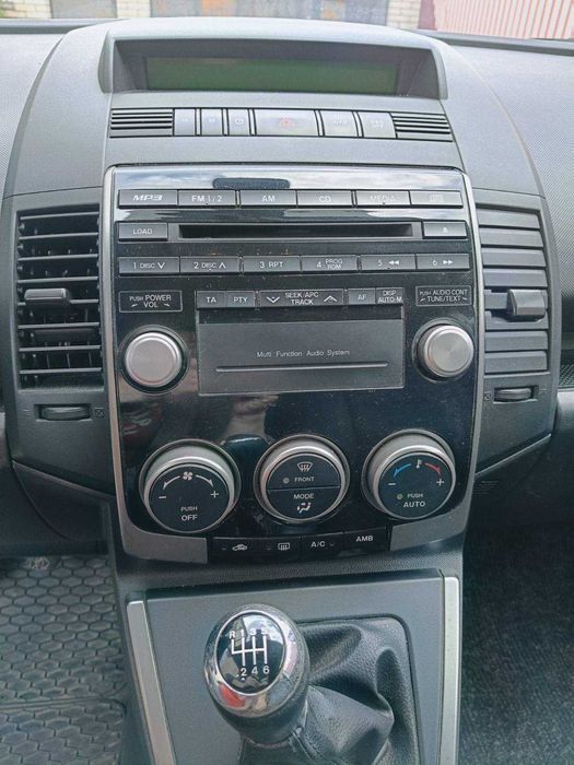 Mazda 5, 2010 року випуску